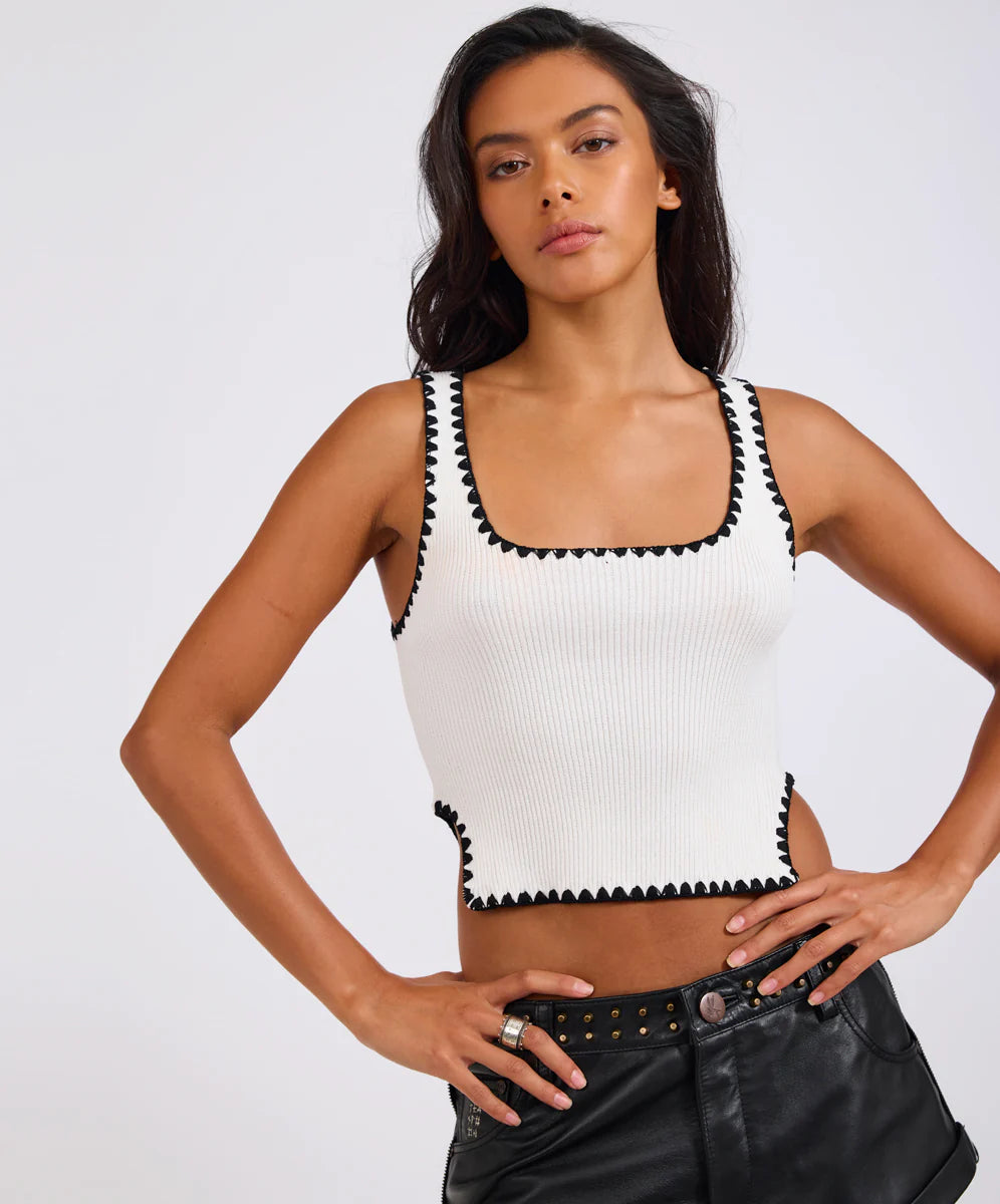 Knitted Scallop Tank Top - Cream