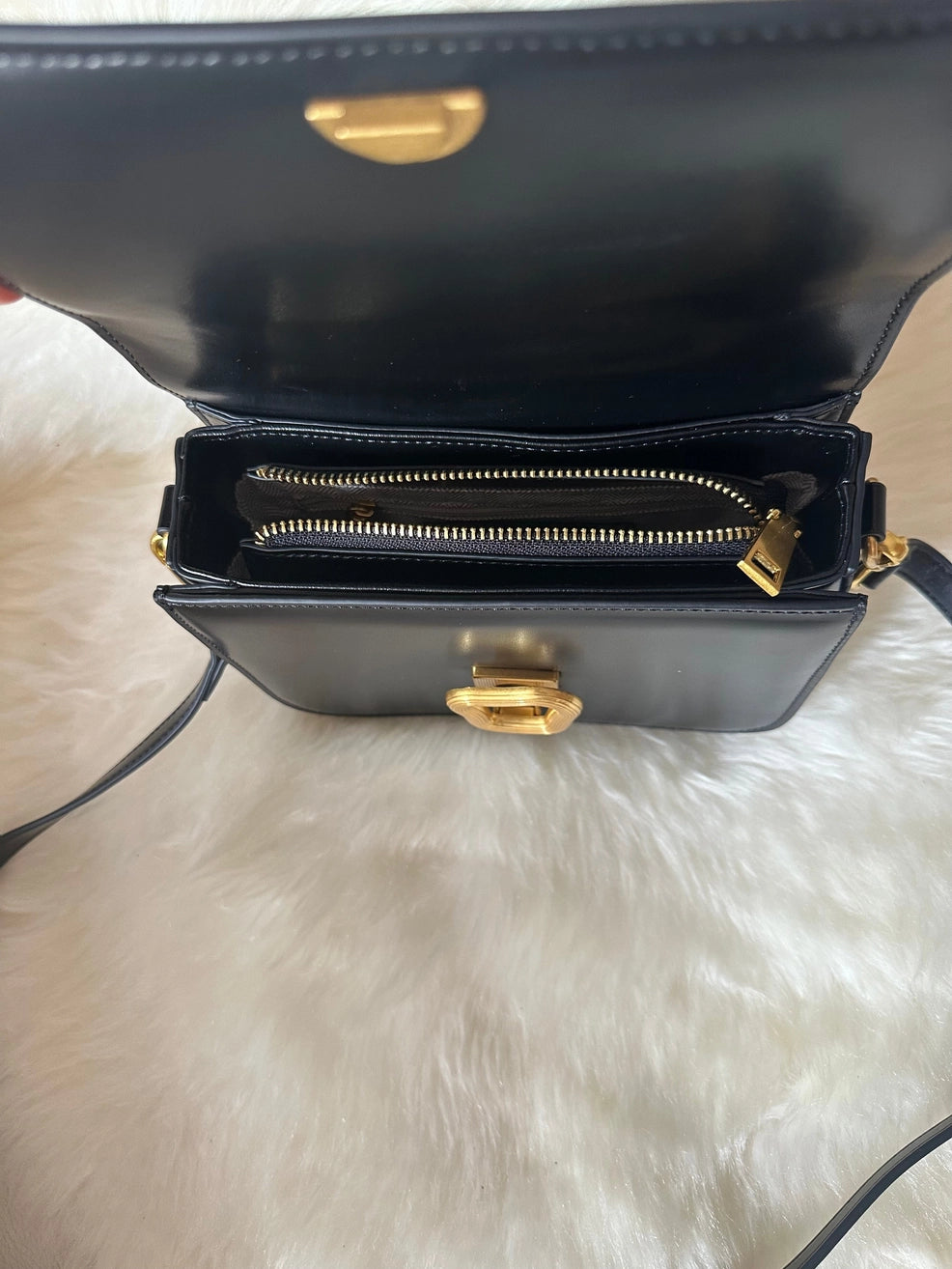 Claire  leather shoulder bag
