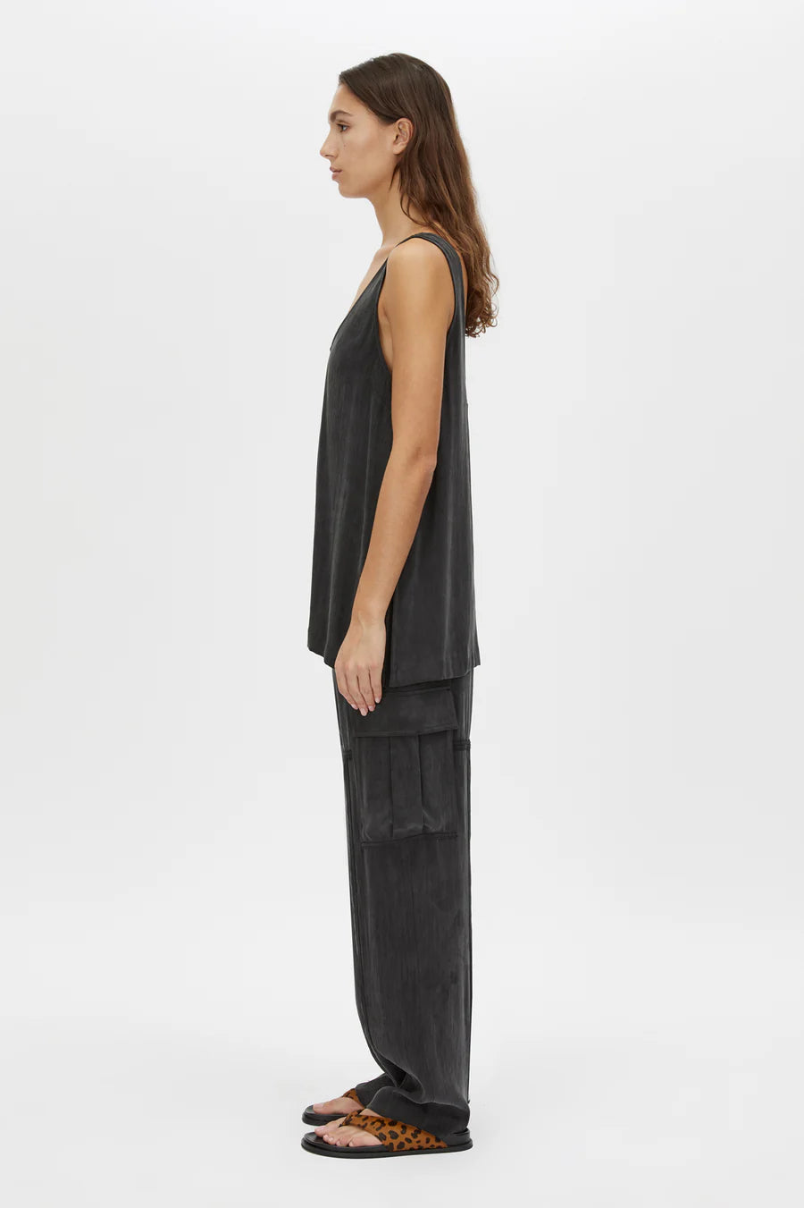 Allegro satin pant, washed black