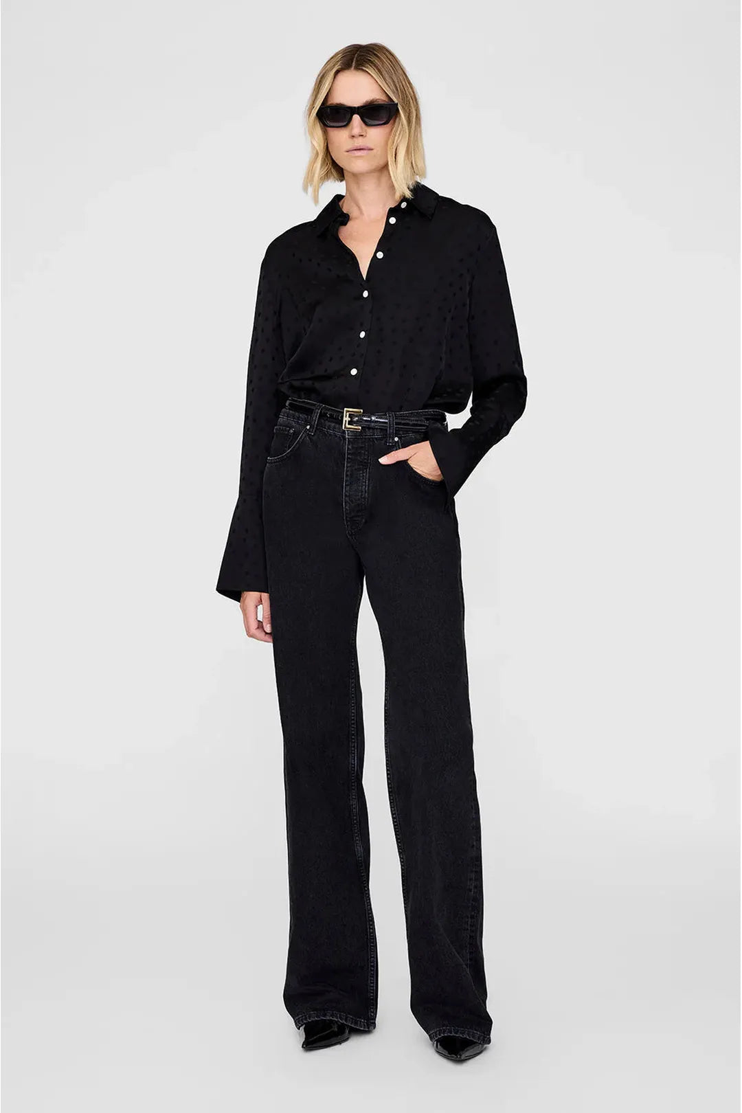Amanda shirt, black dot jacquard