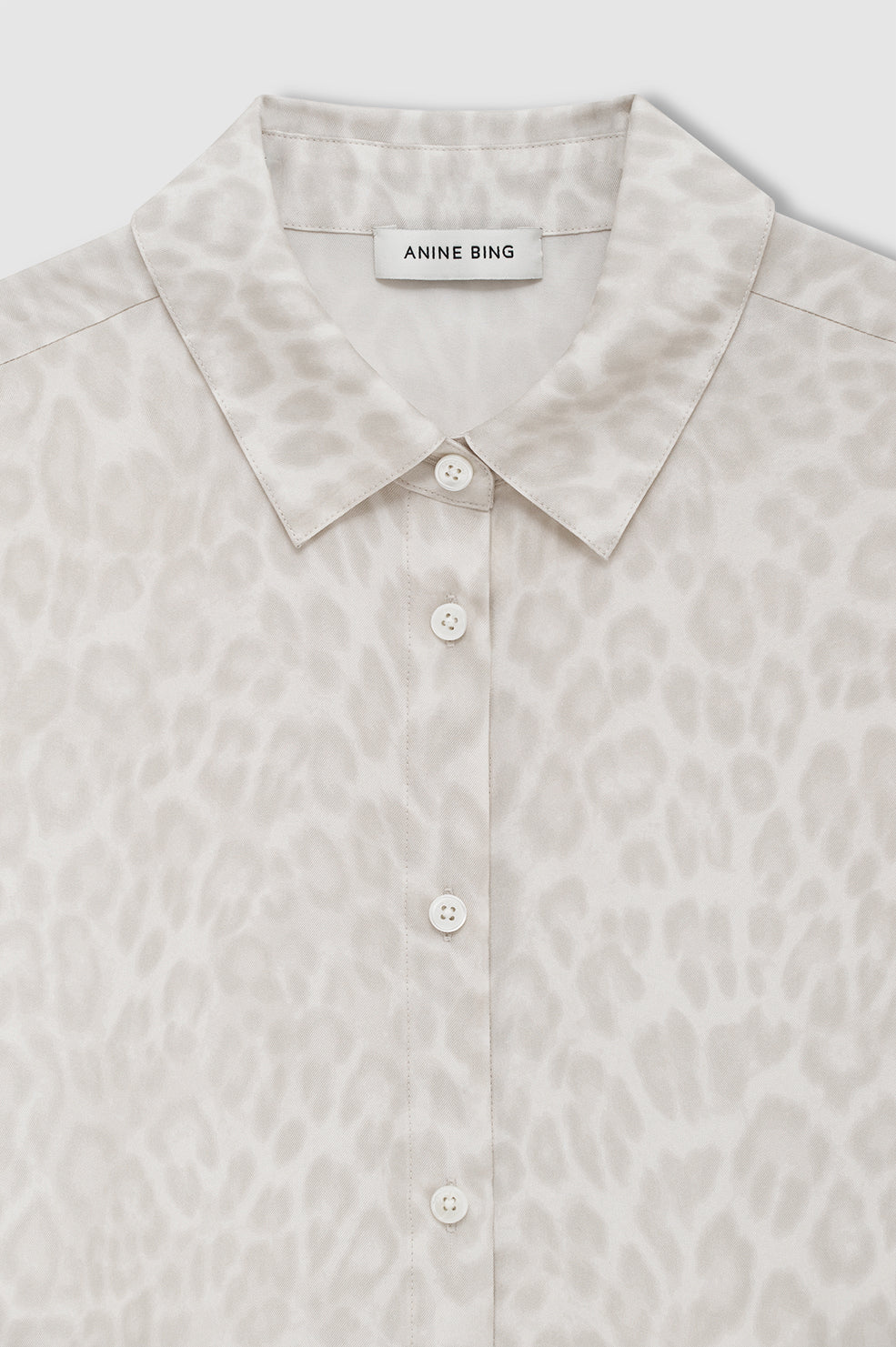 Coco shirt, washed white leopard