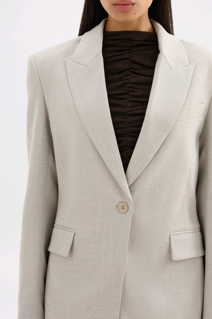 Aren blazer, sandstone