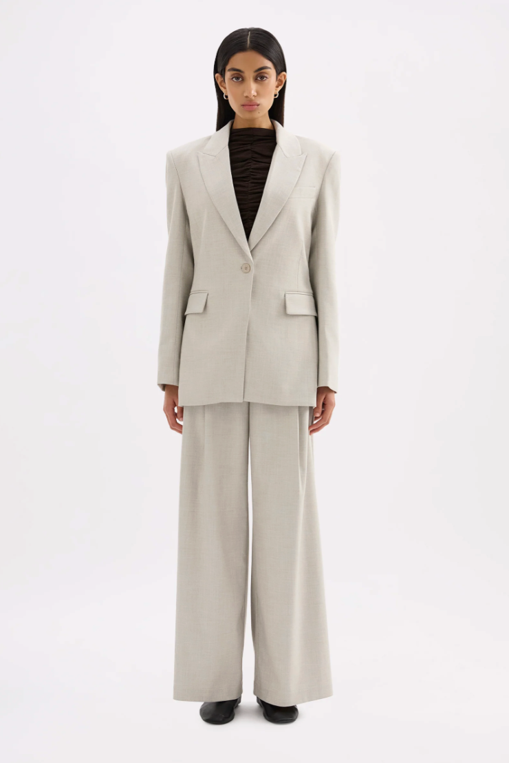 Aren blazer, sandstone