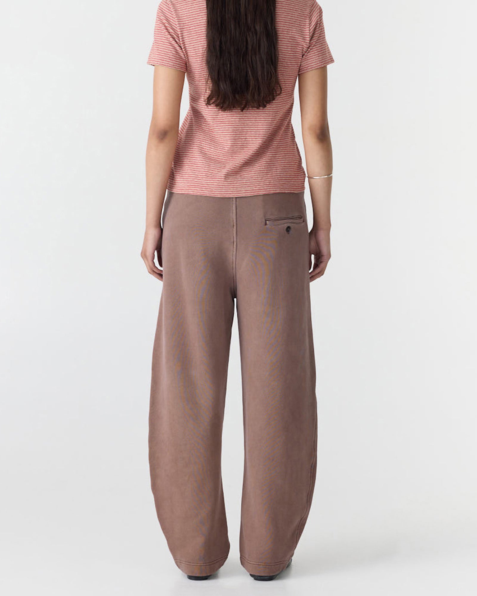 Fleece barrel leg trackpant, pigment brown