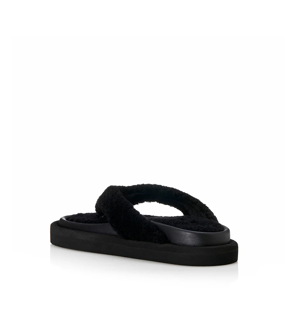 Ana, black shearling