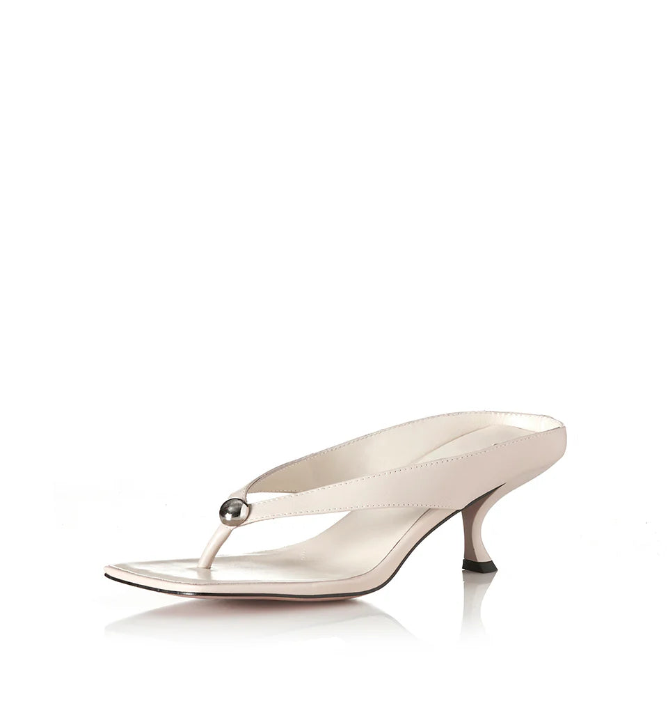 Aria, bone oily leather