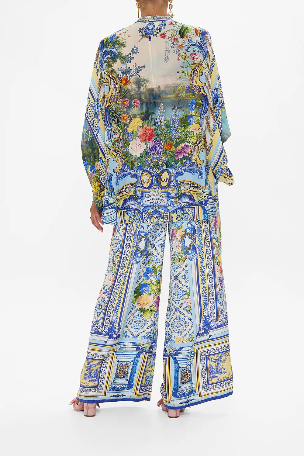 batwing sleeve blouse, Wall to wall wonders
