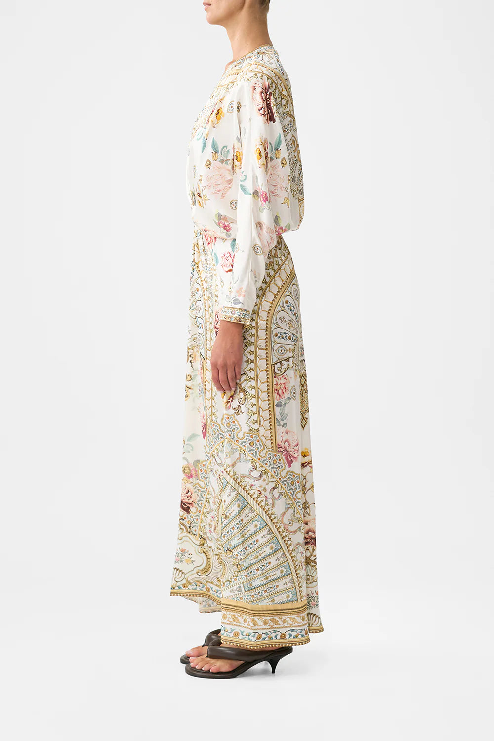 Twist front batwing dress, Ottoman dynasty