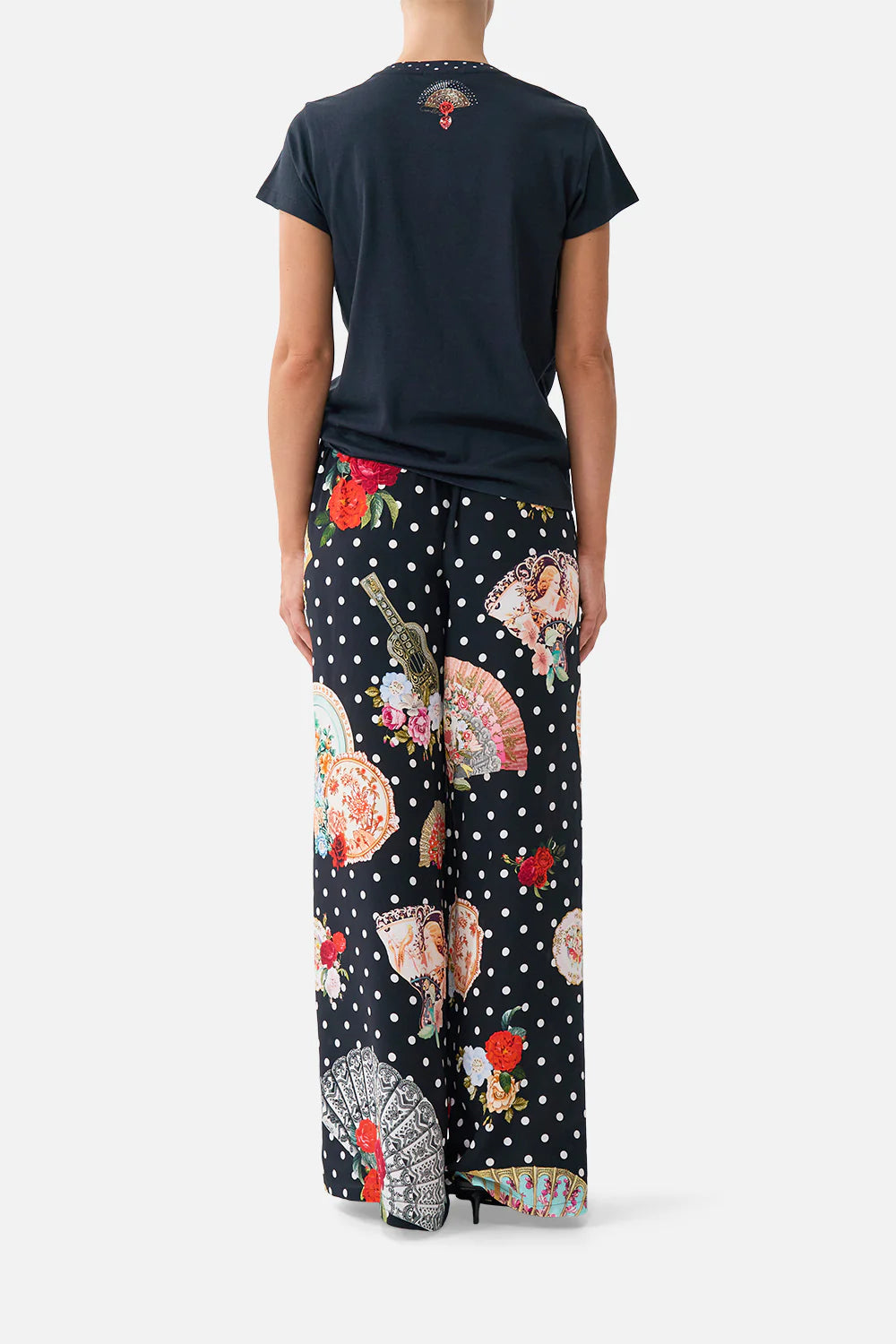 slim fit round neck t-shirt - black, Daughters of duende