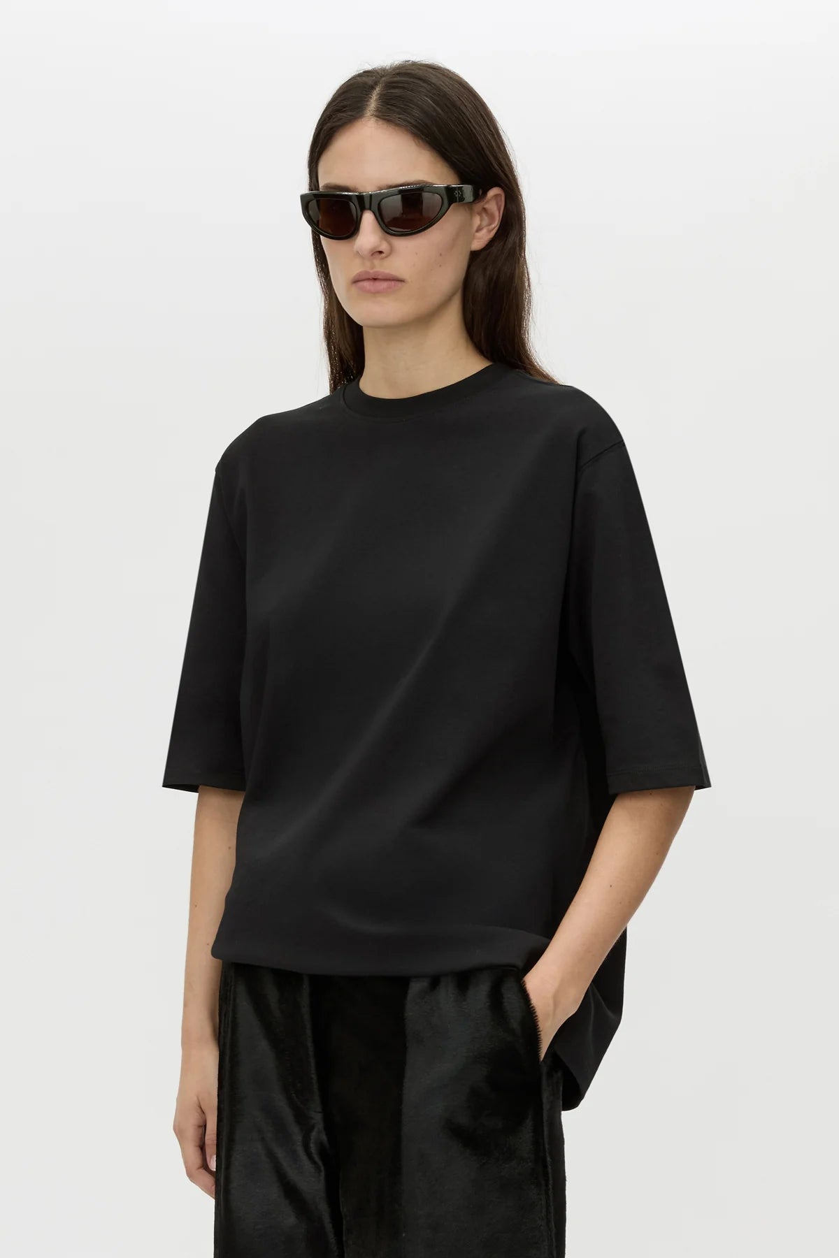 Briar cut out tee, black