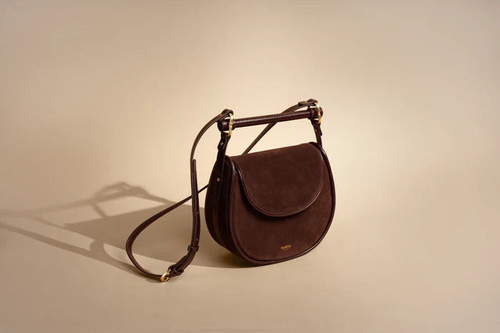 The babylon moderne, espresso suede