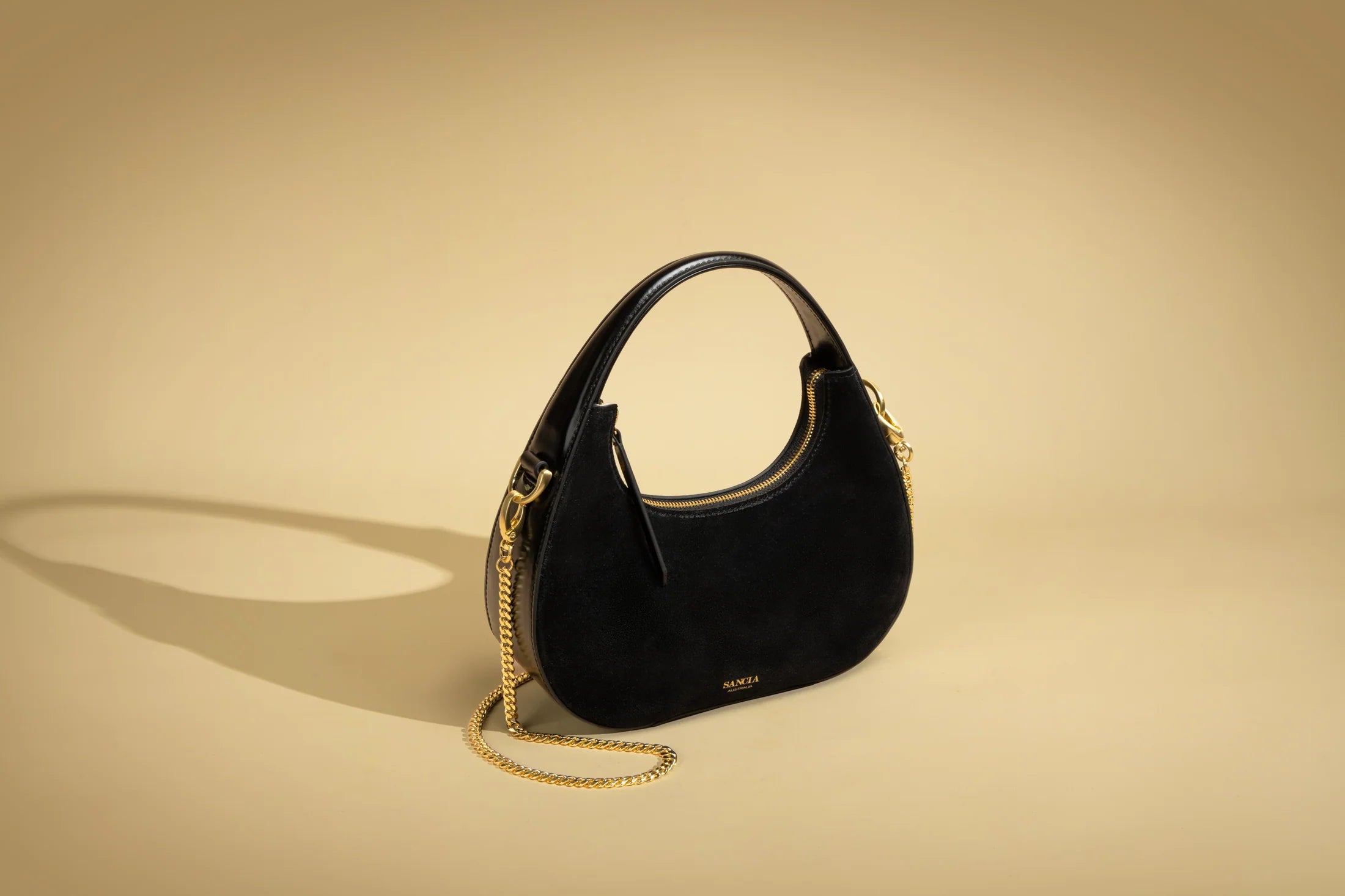 the aritzo, black