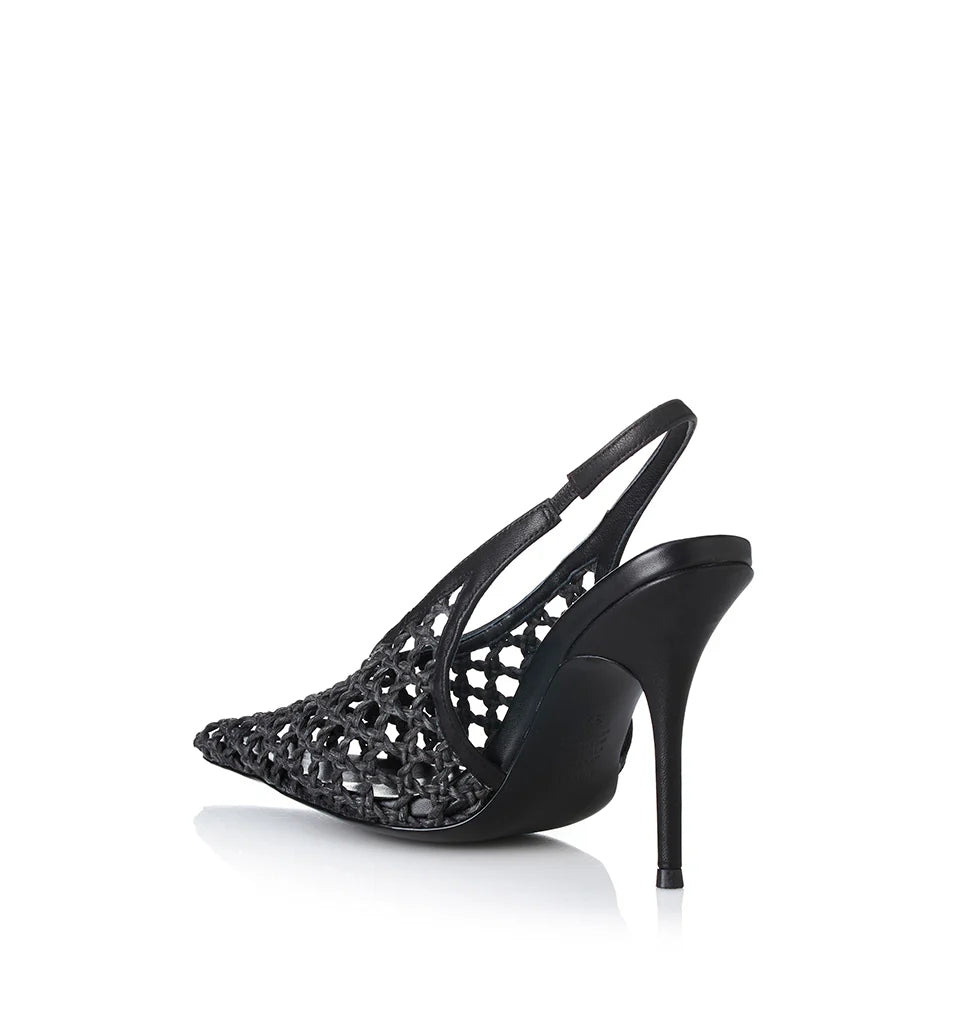 Deji, black crochet
