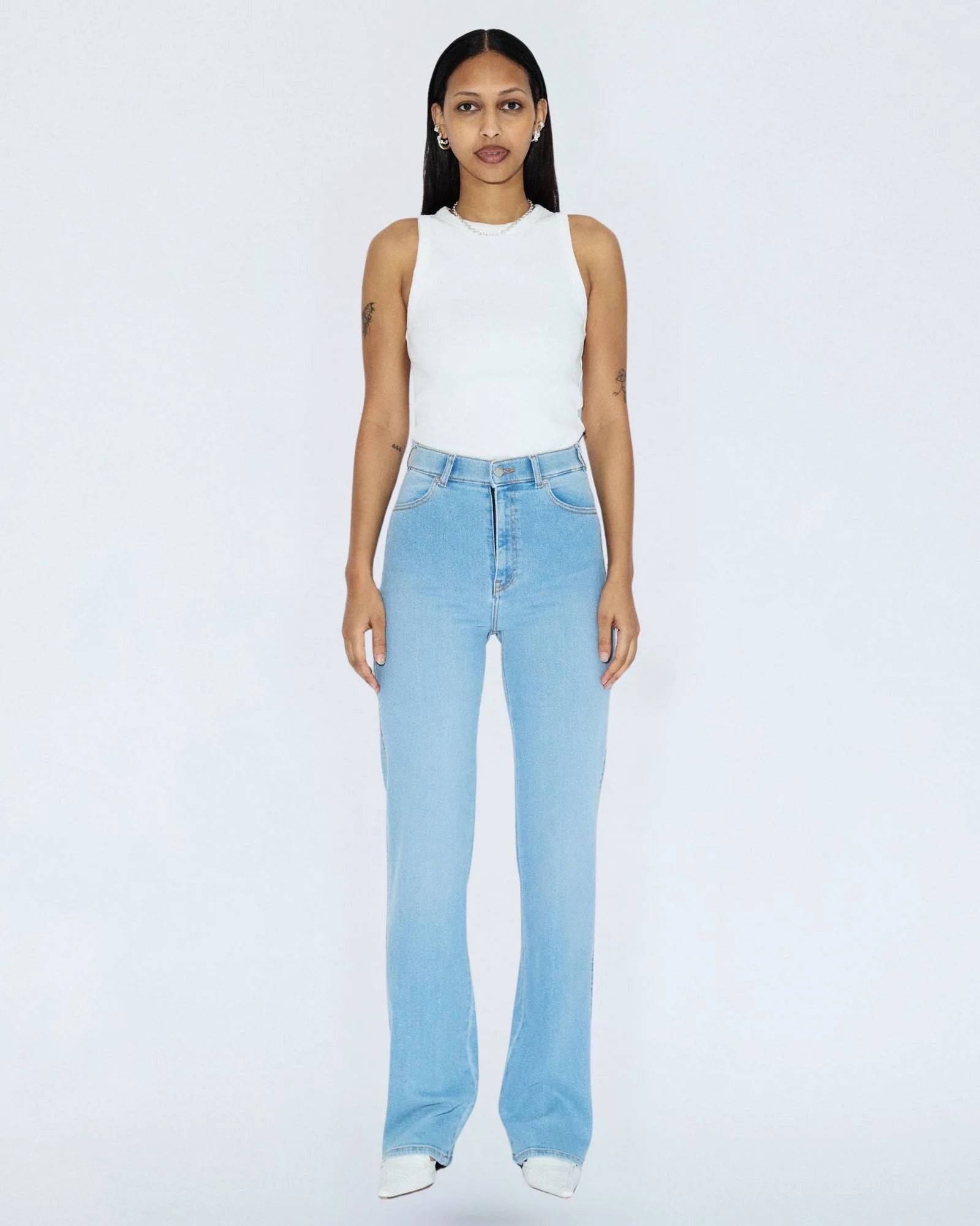 Moxy high straight jeans, cape pale shade