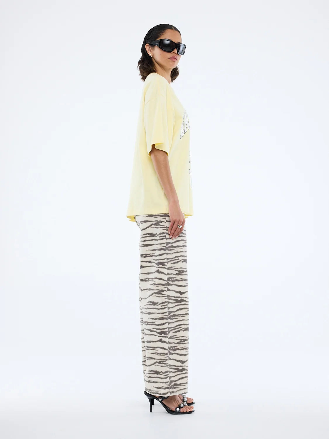 EP Varsity tee, pannacotta
