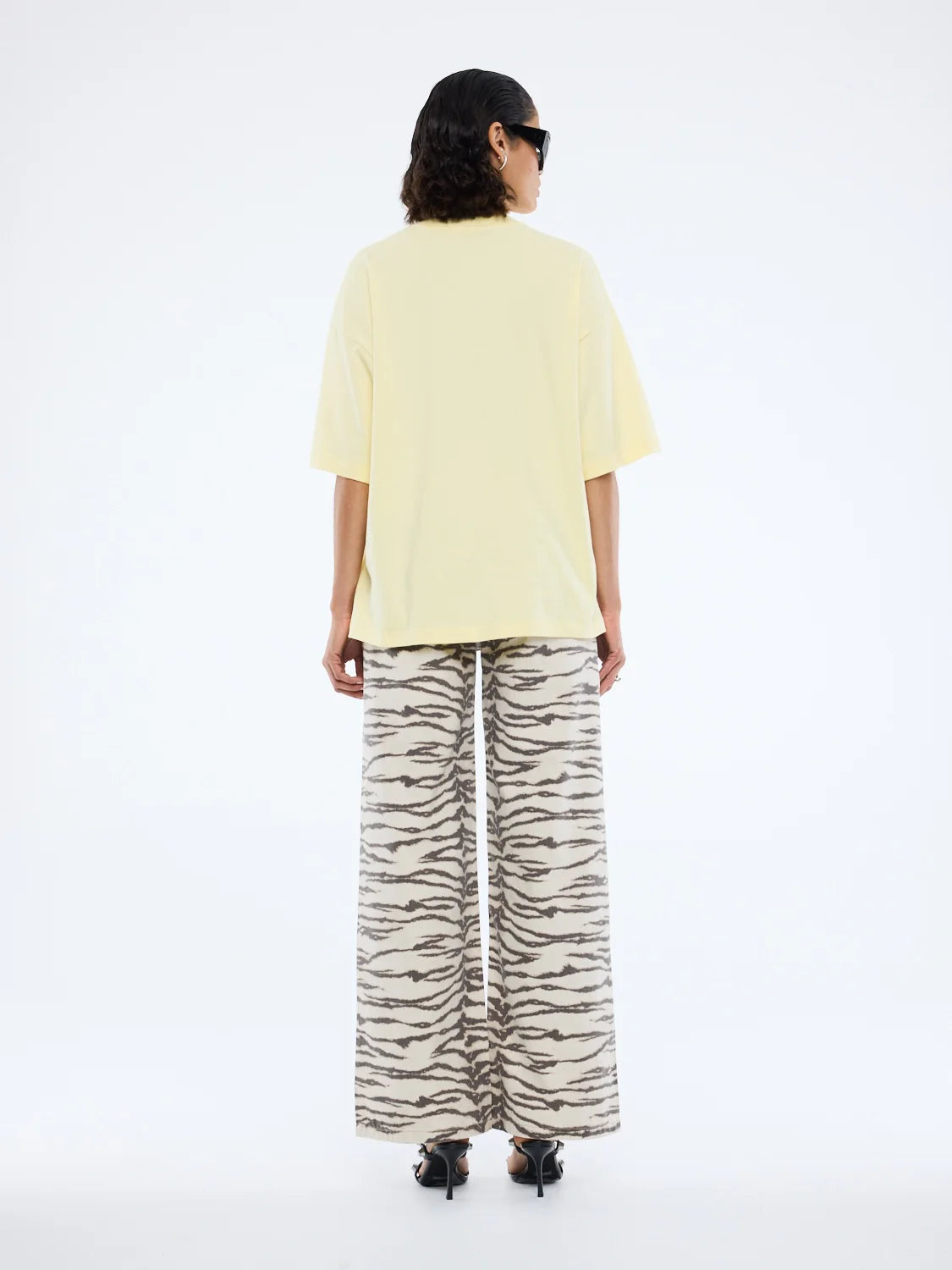 EP Varsity tee, pannacotta