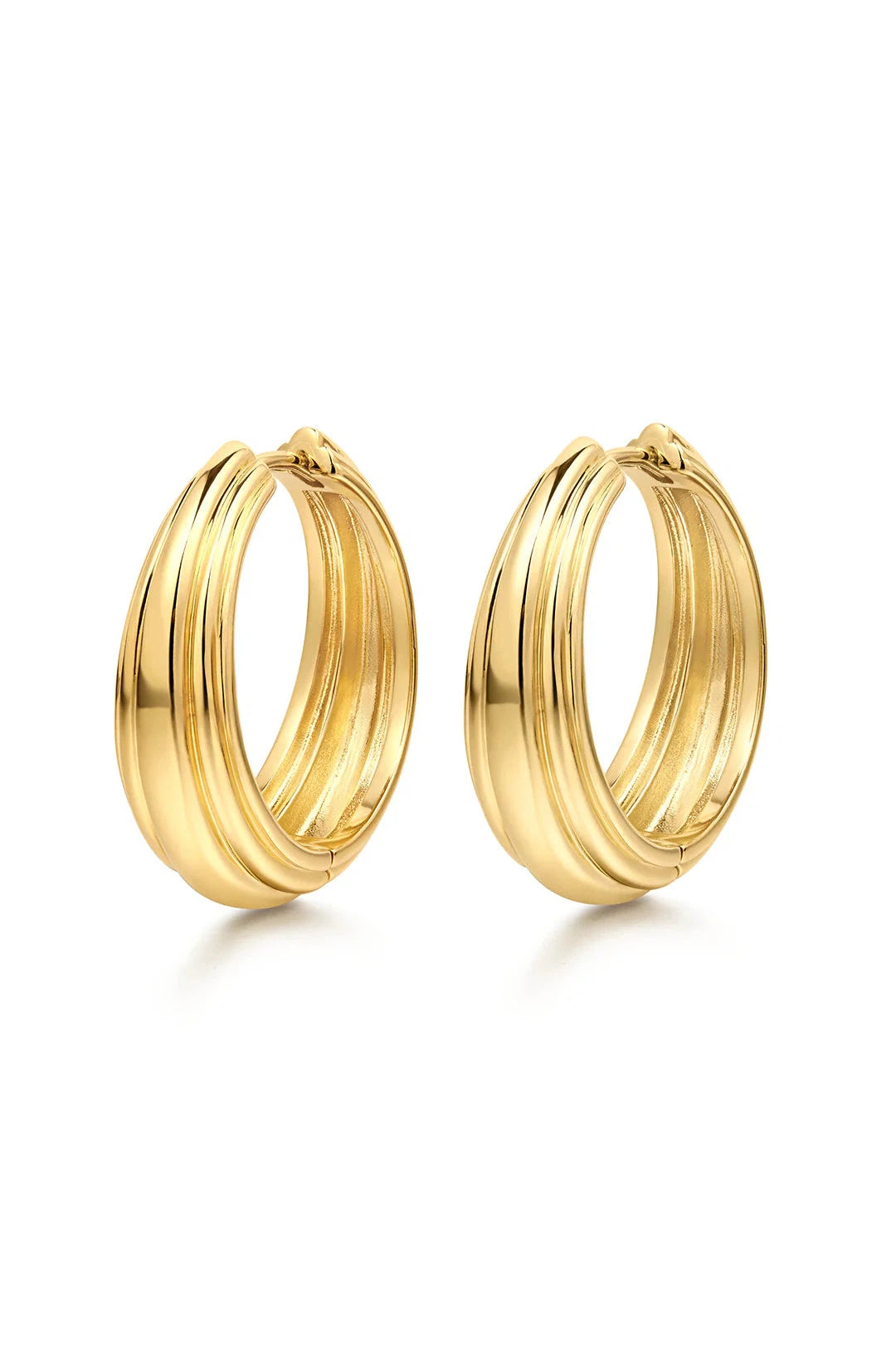 Cleo hoops, gold