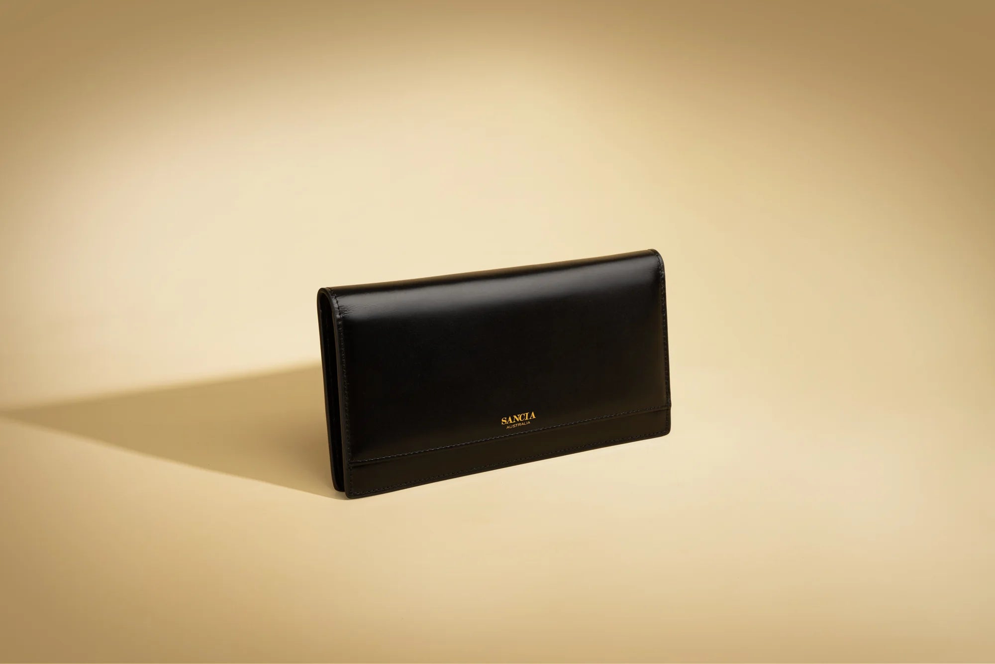 the faro travel wallet, black