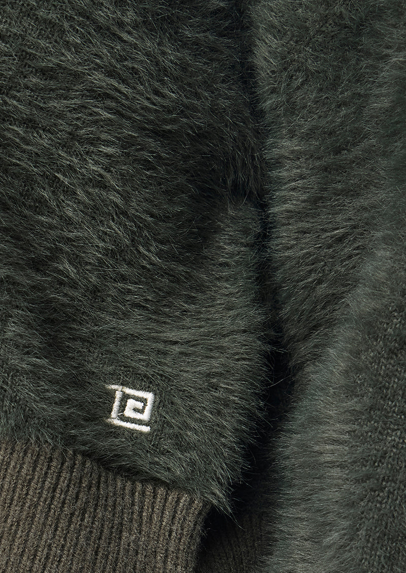 Greenpoint v neck knit, caviar