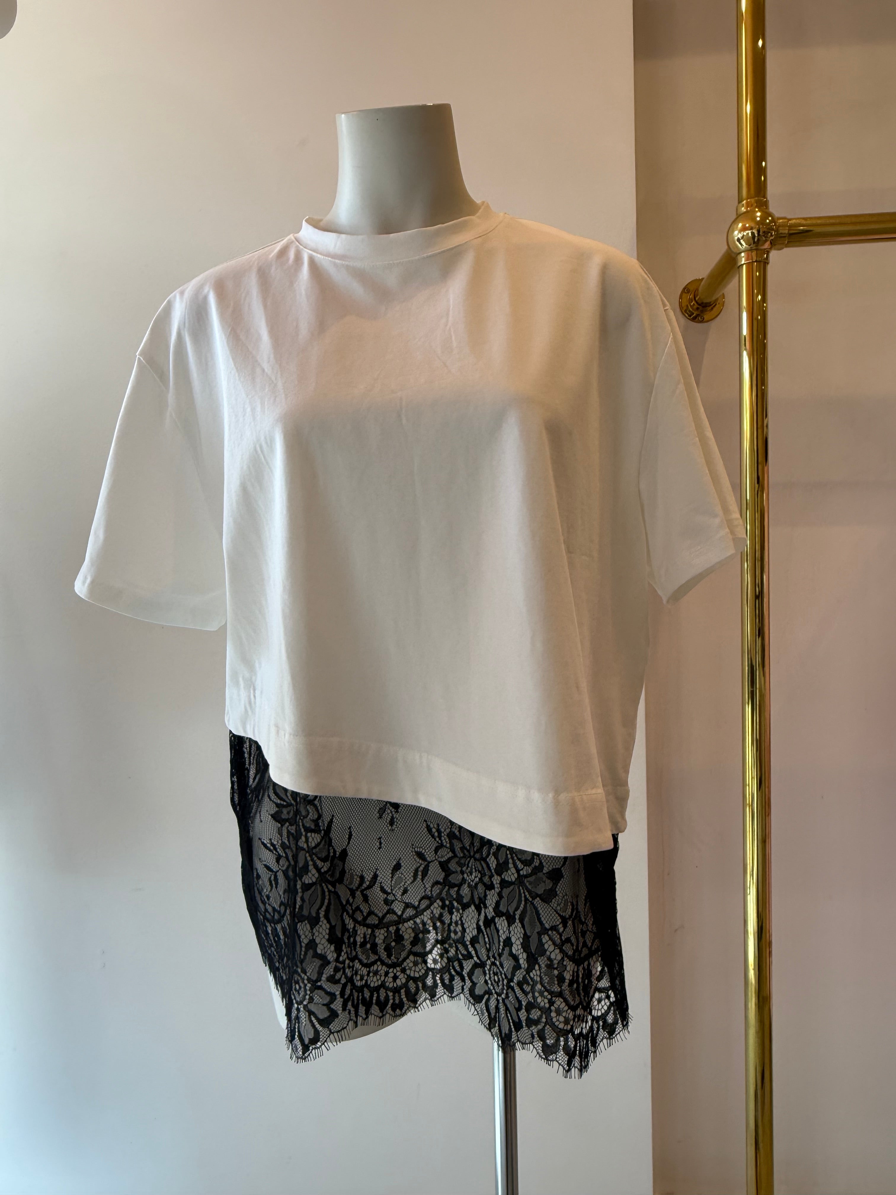 Asym lace tee, white/black