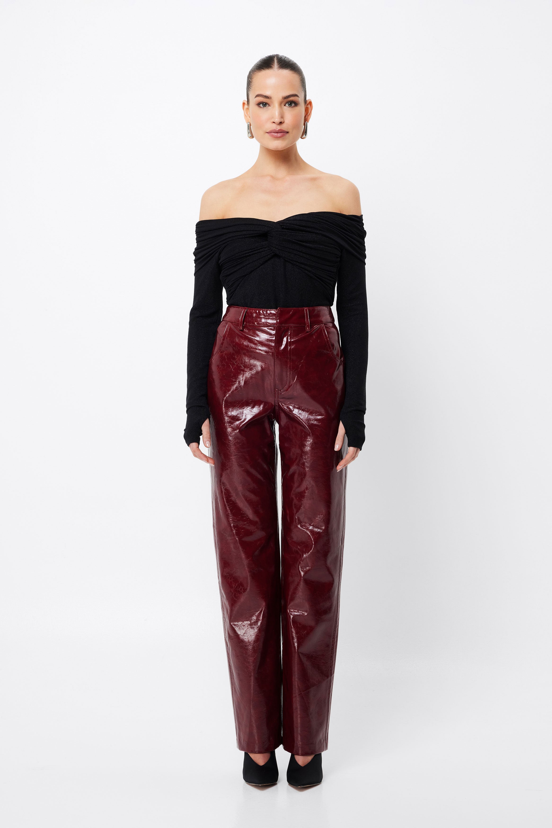 Intermission off shoulder top, black