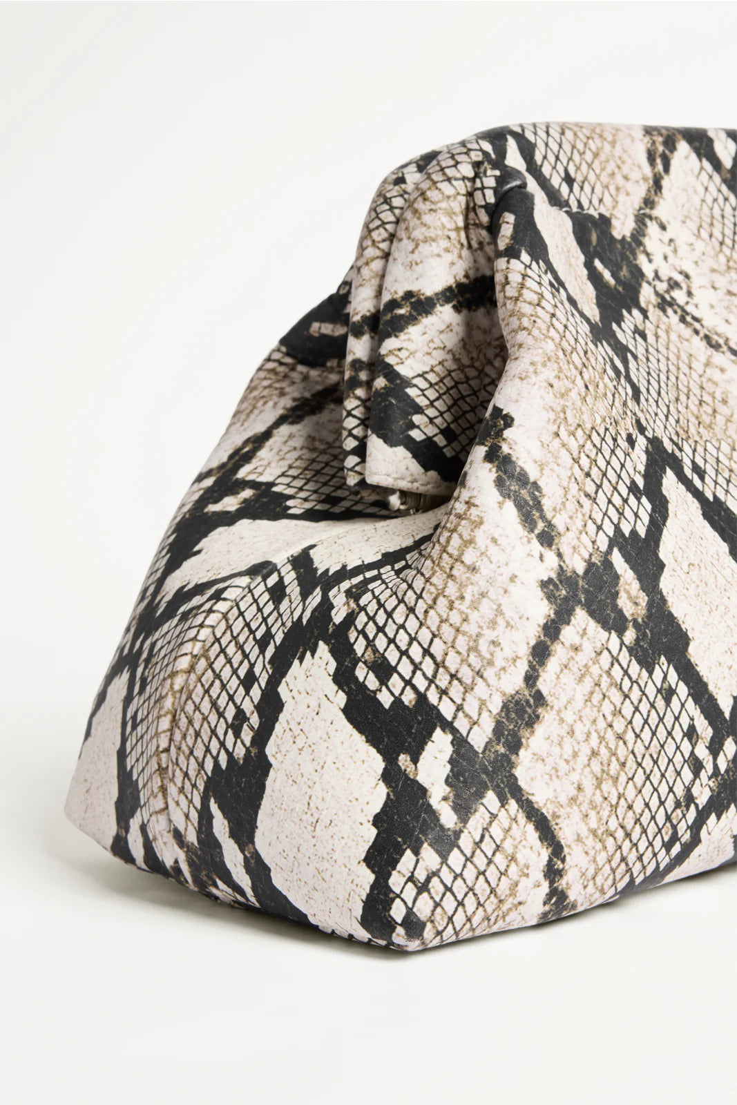 Viper clutch, snake print