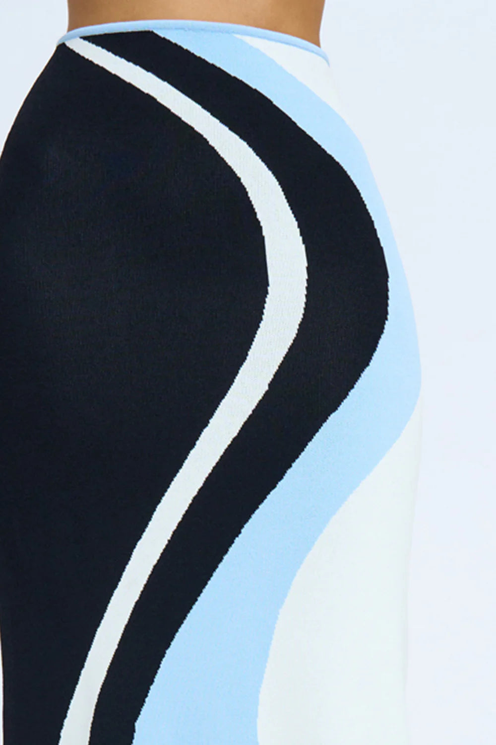 Kira curve knit skirt, black blue Ivory