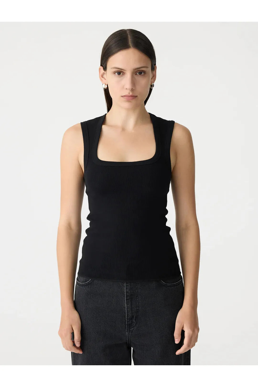 low scooped rib tank, black