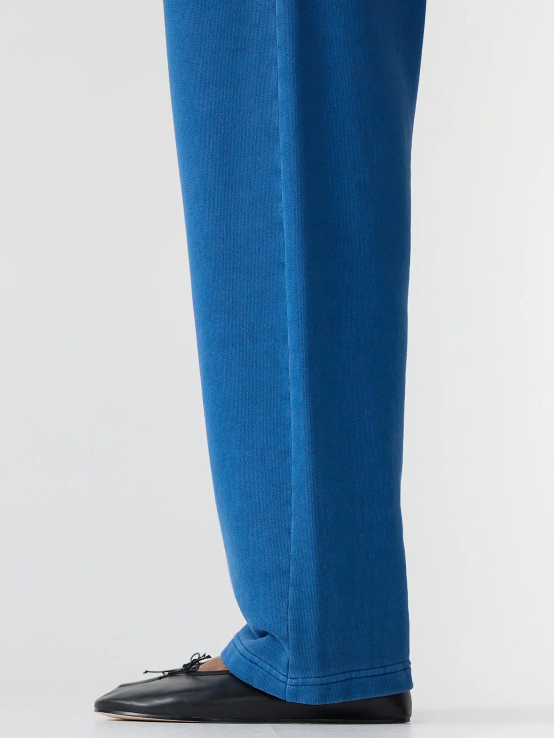 Universal fleece trackpant, pigment classic blue
