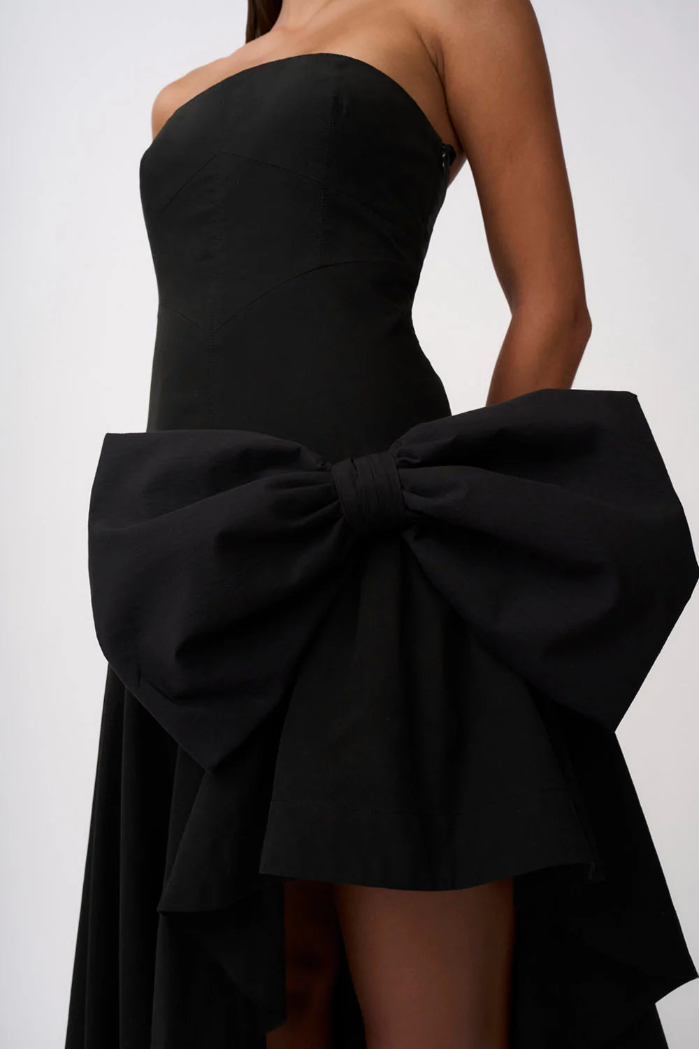 Paloma bow strapless gown, black