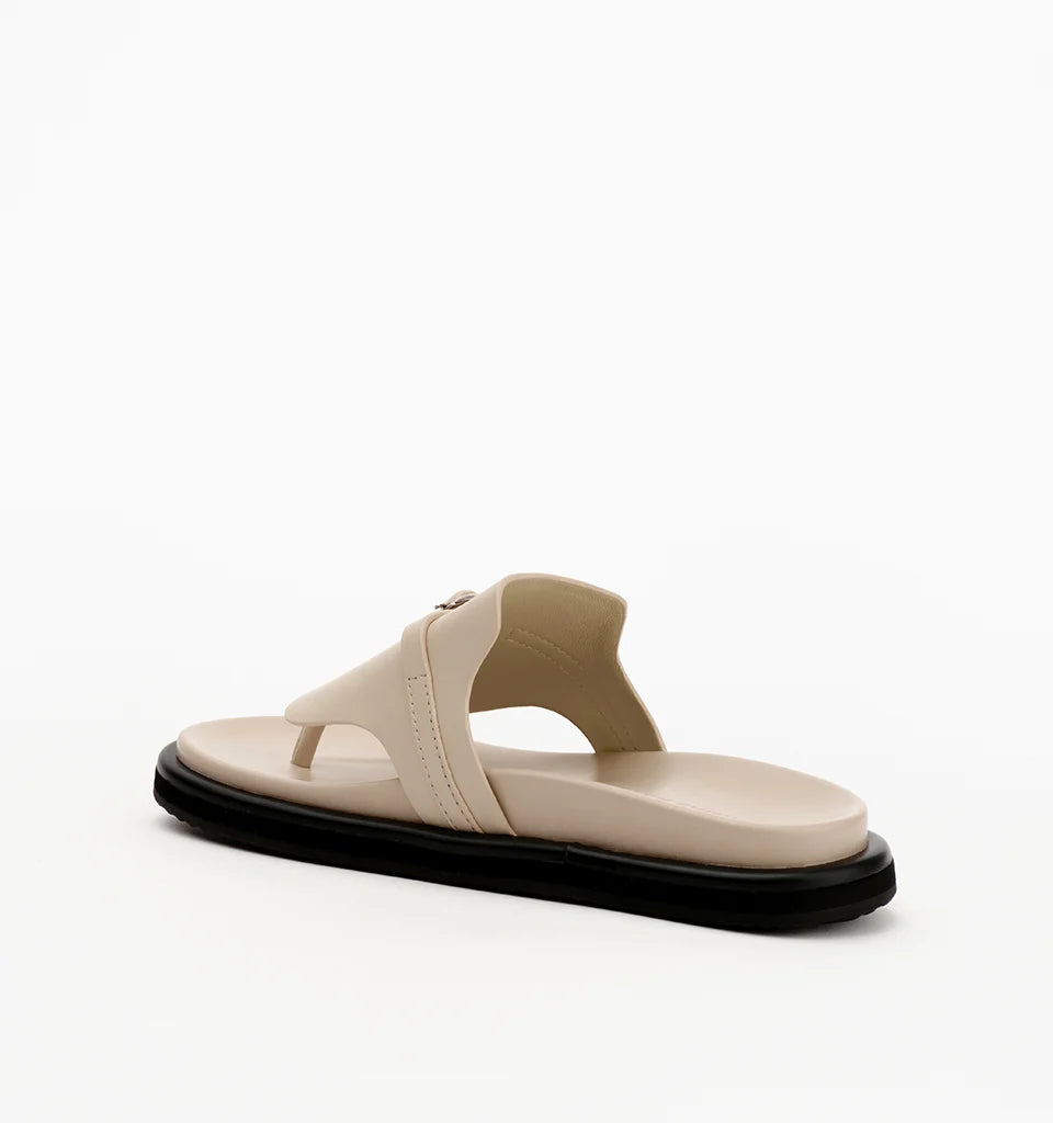 Parlez, bone leather