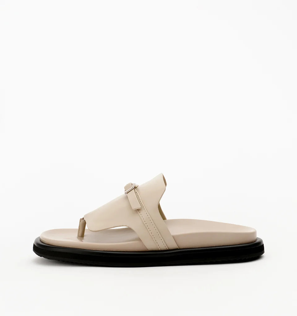 Parlez, bone leather