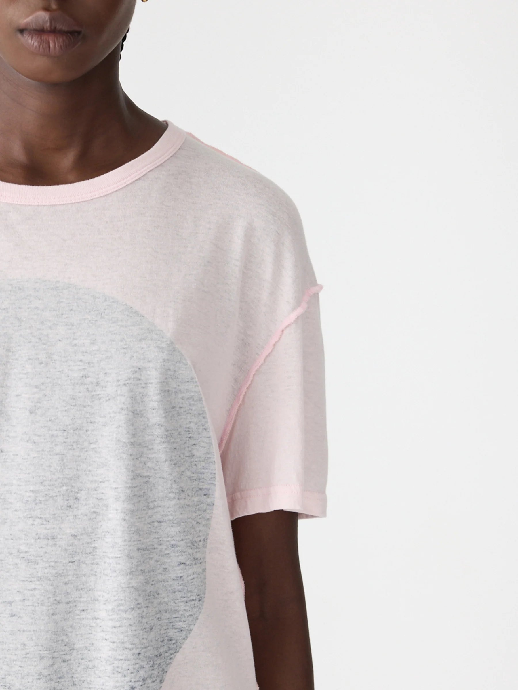 Rvrsd boyfriend dot t shirt, powder pink/blue steel