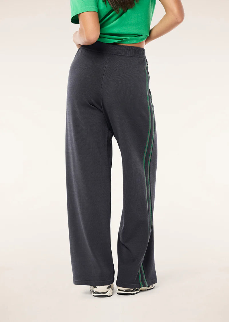 retreat knit pant, caviar