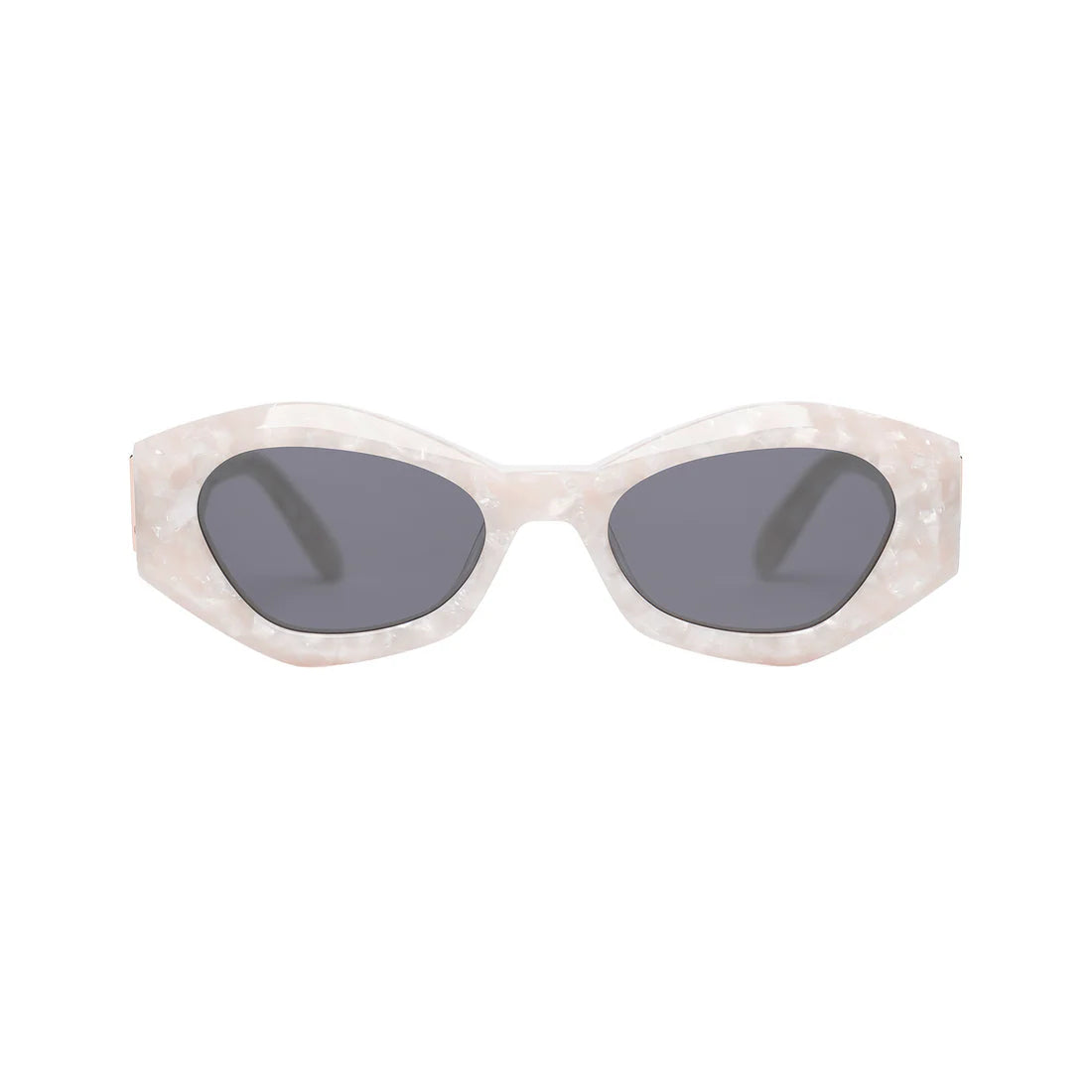 Rufus ft pearl white w/ black lens