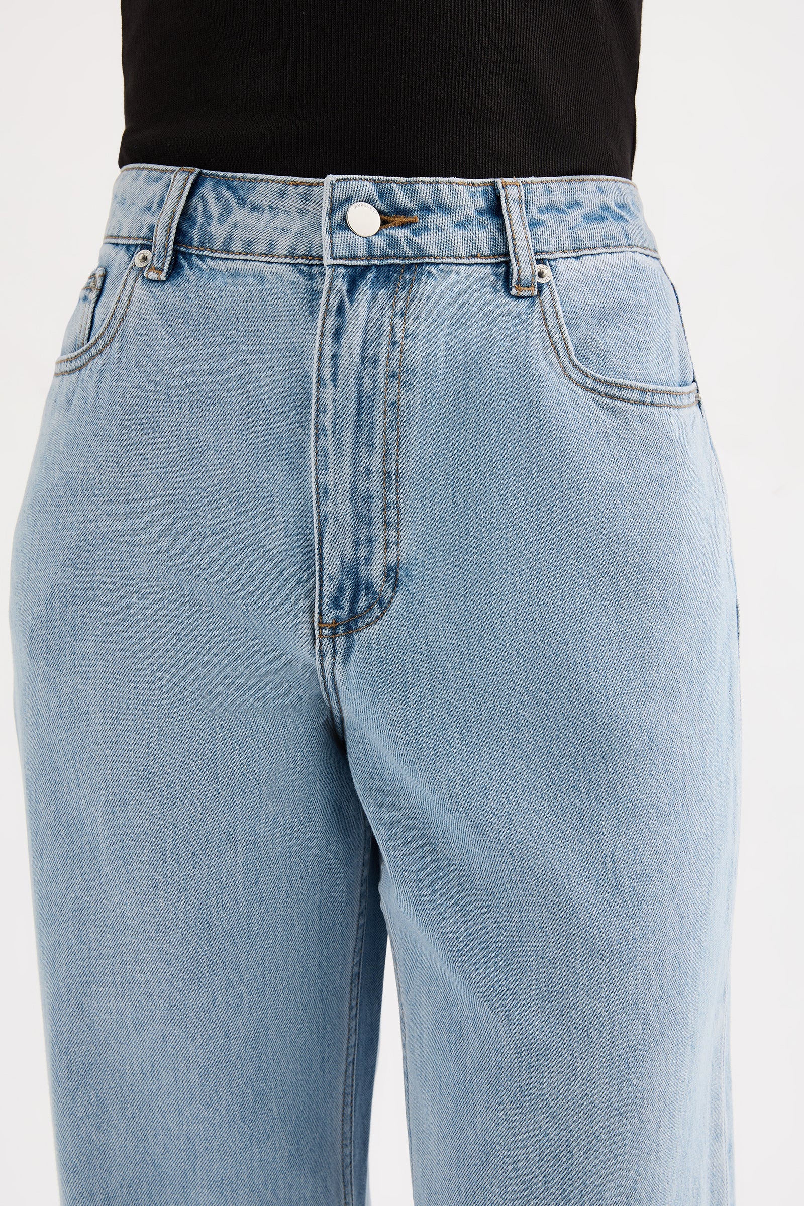 organic relaxed leg jean, 90s blue wash