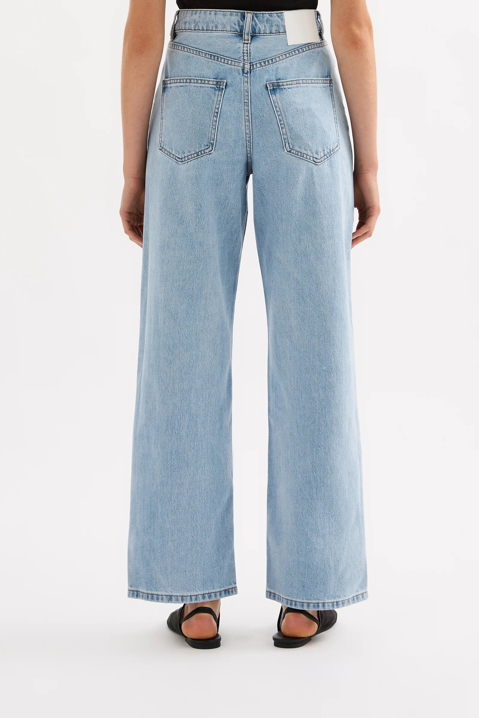 organic relaxed leg jean, 90s blue wash