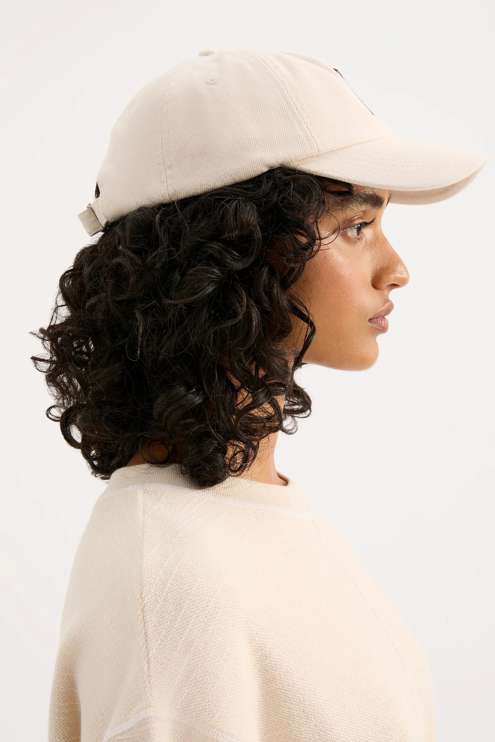 nude cap, cream