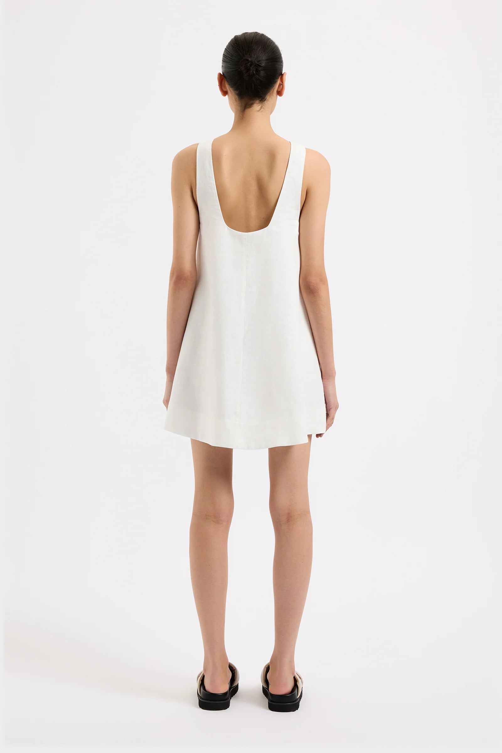 Nemi linen dress, white