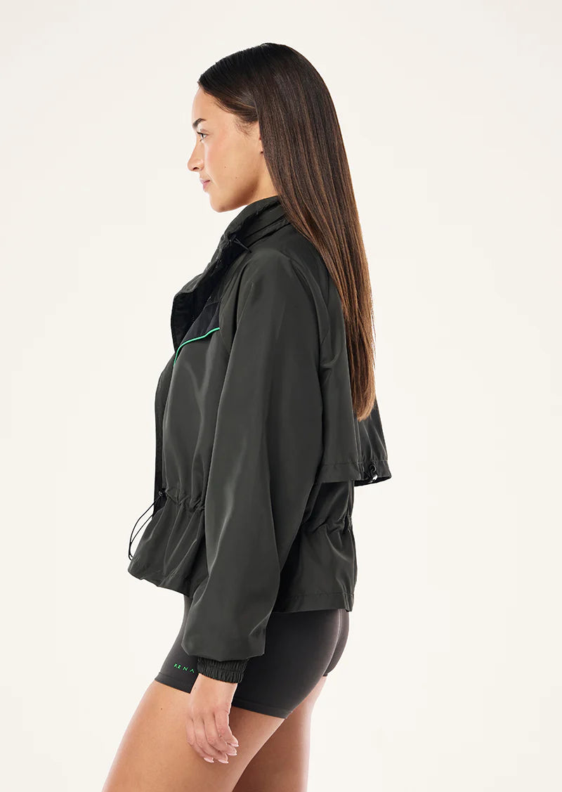 Shelter jacket, caviar