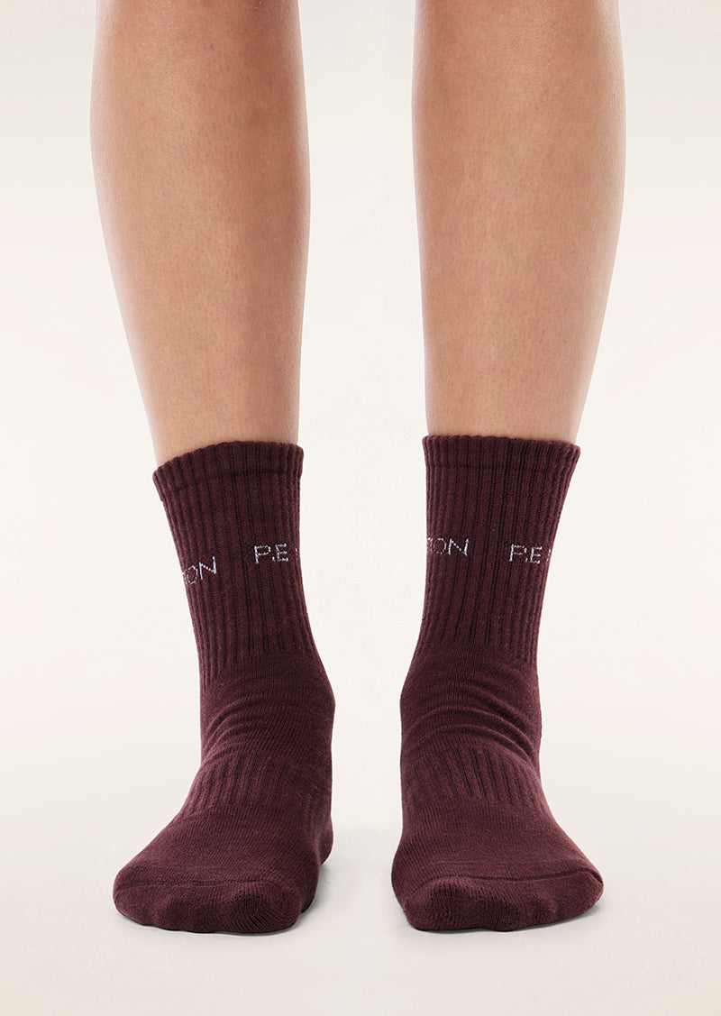 signature sock, cabernet red
