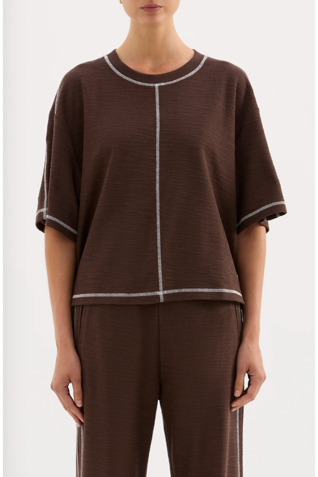 Sutton tee, chocolate