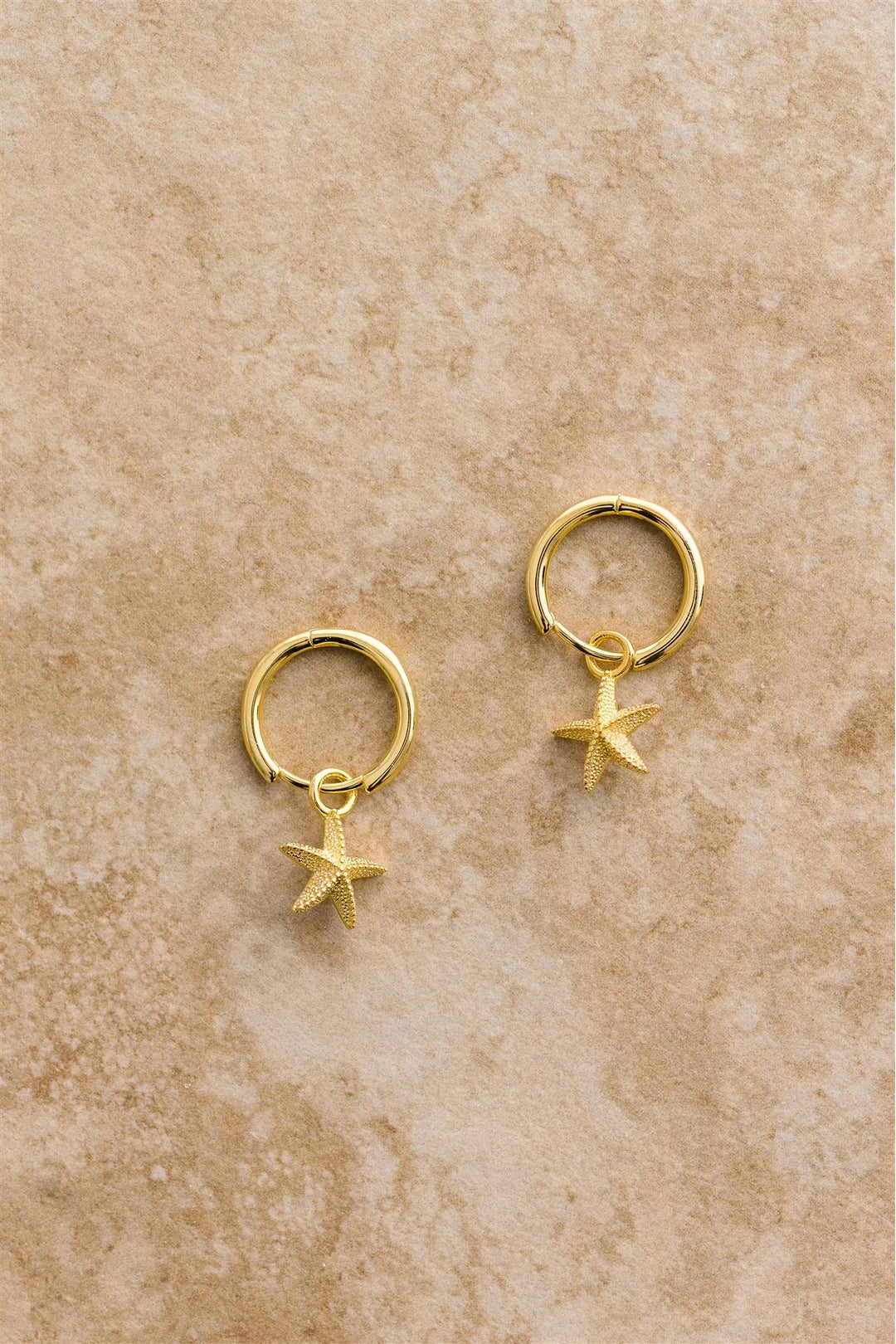 Starfish earring, gold