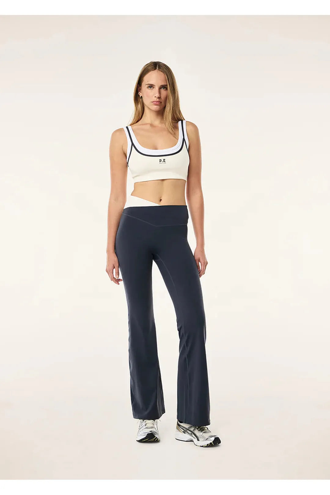 Wander flare legging, marine blue/whisper white