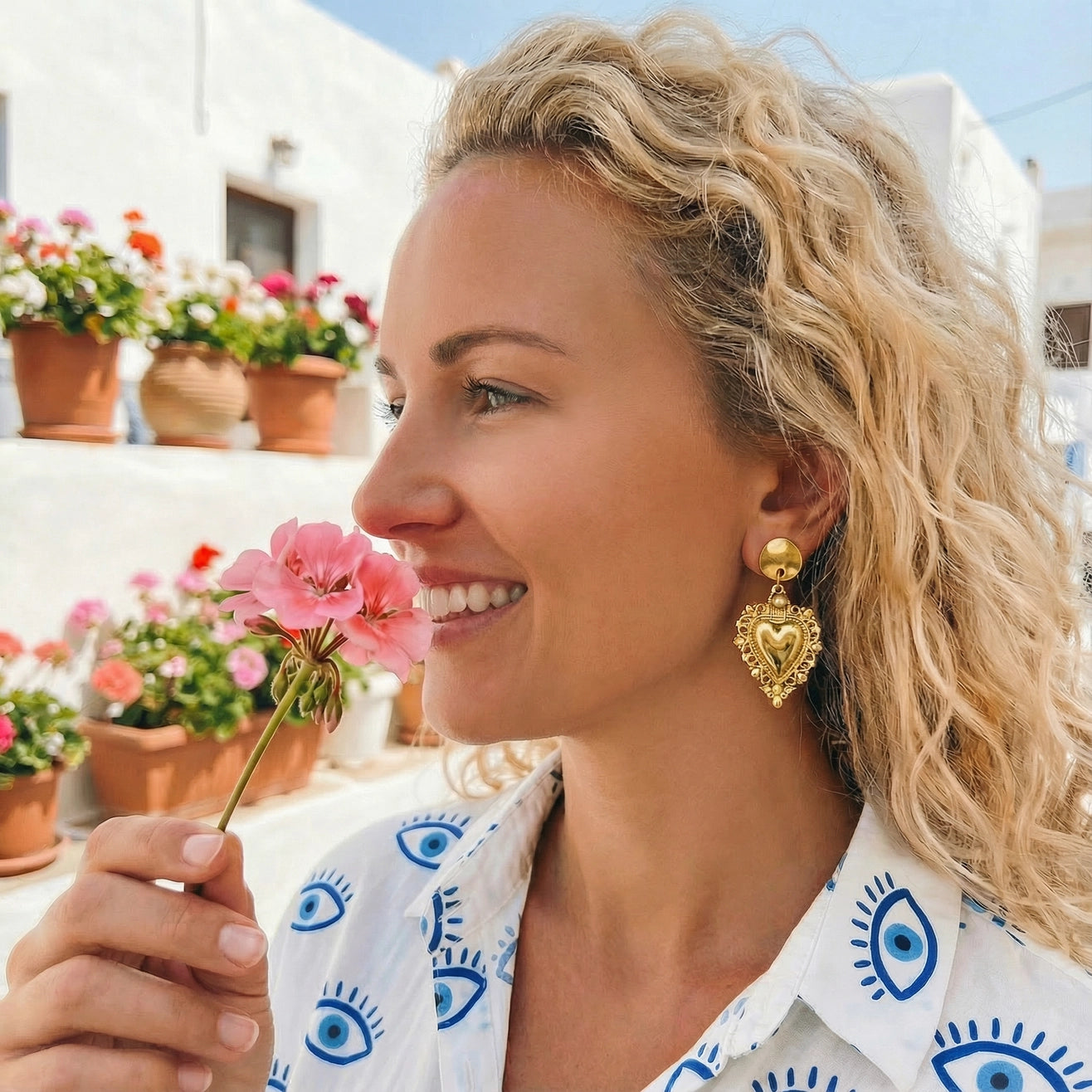 Gold Chandelier vintage heart earring