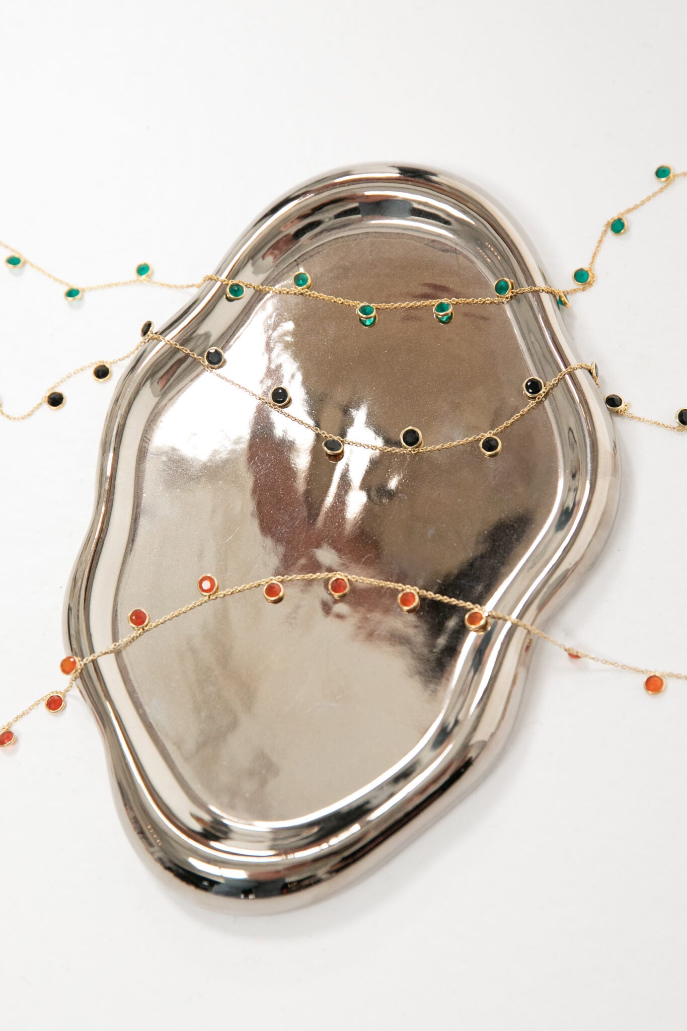 Muse choker necklace, black spinel