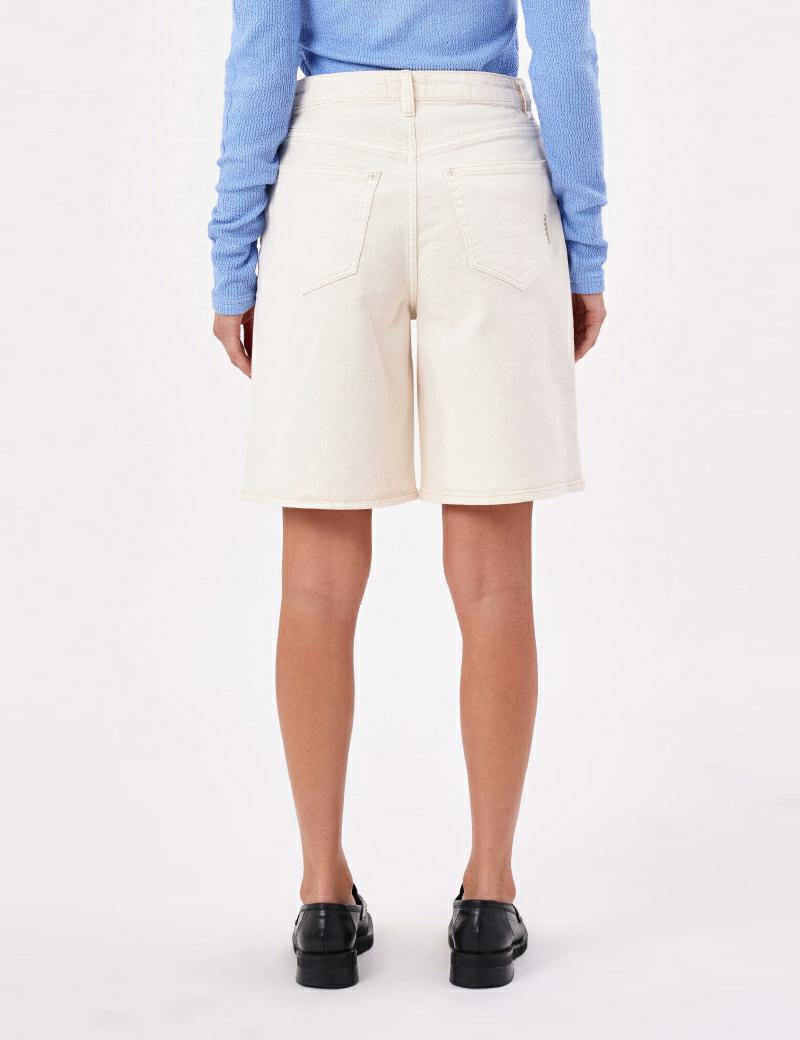 Phoebe short, cream
