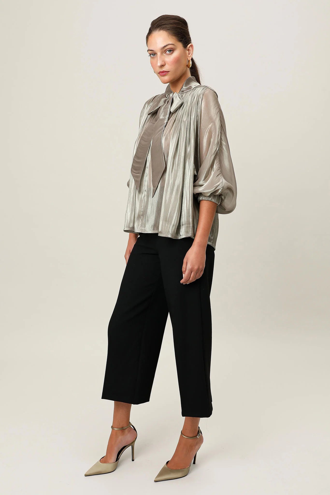 Atelier bow top, metallic bronze