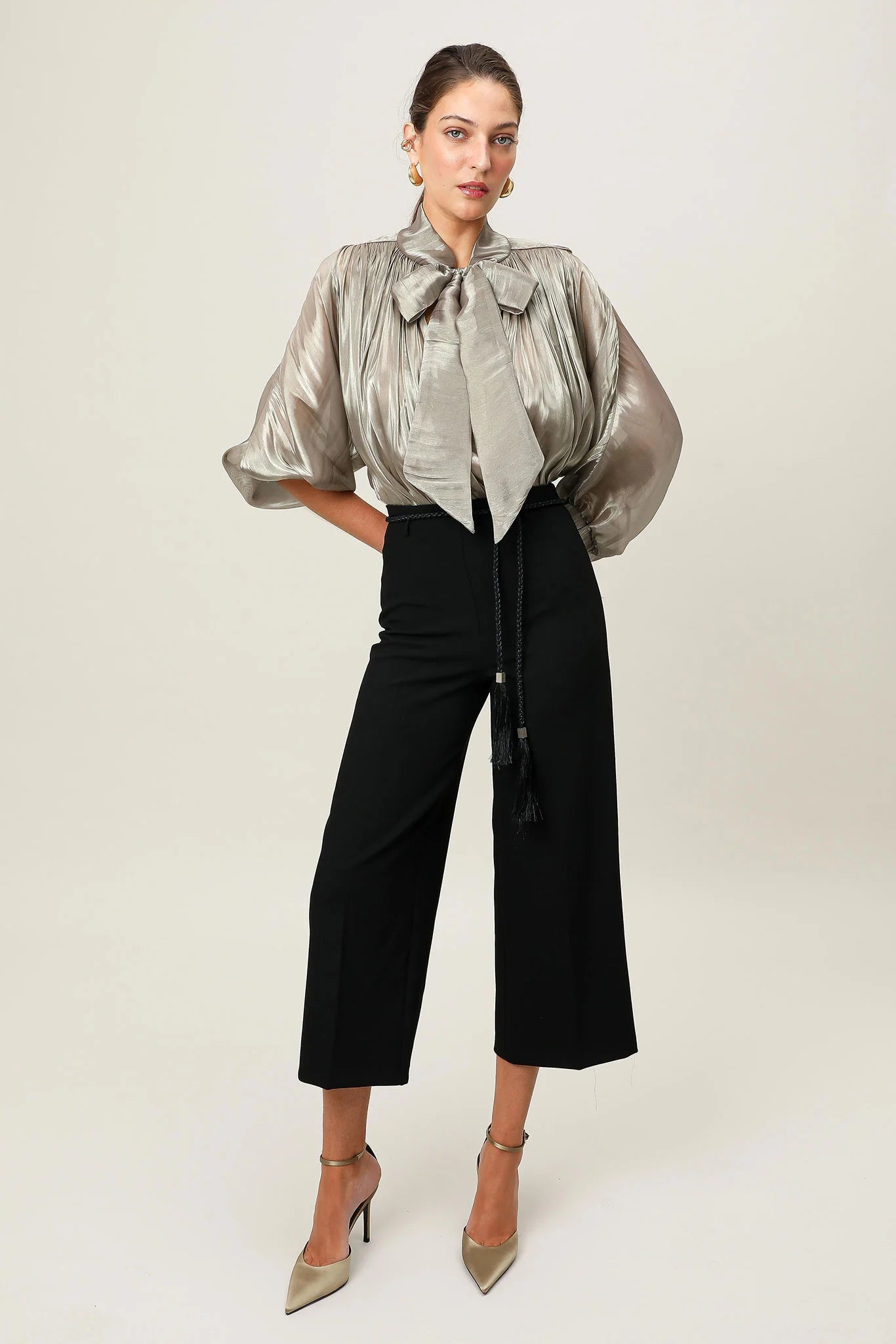 Atelier bow top, metallic bronze