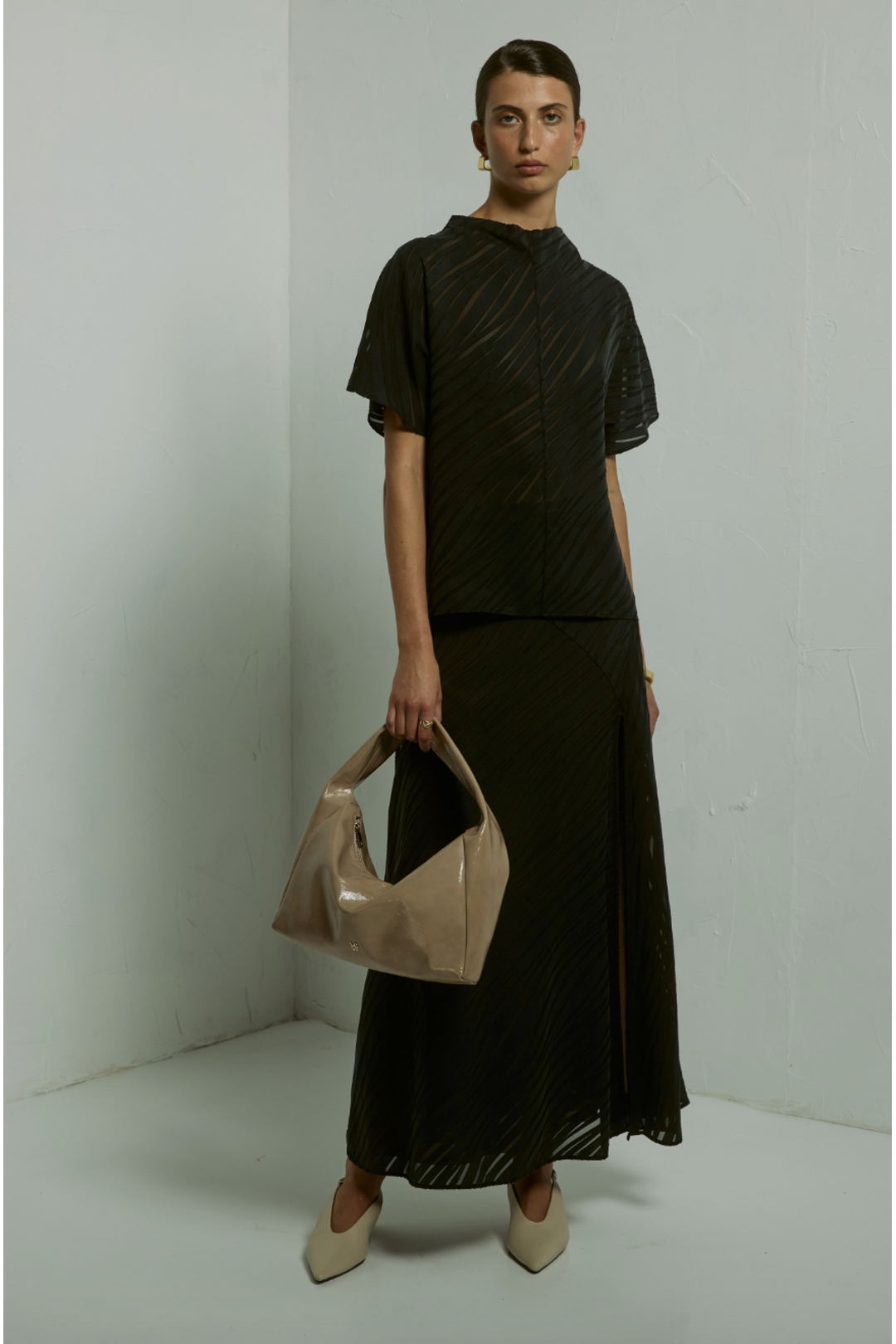 Totem top, black